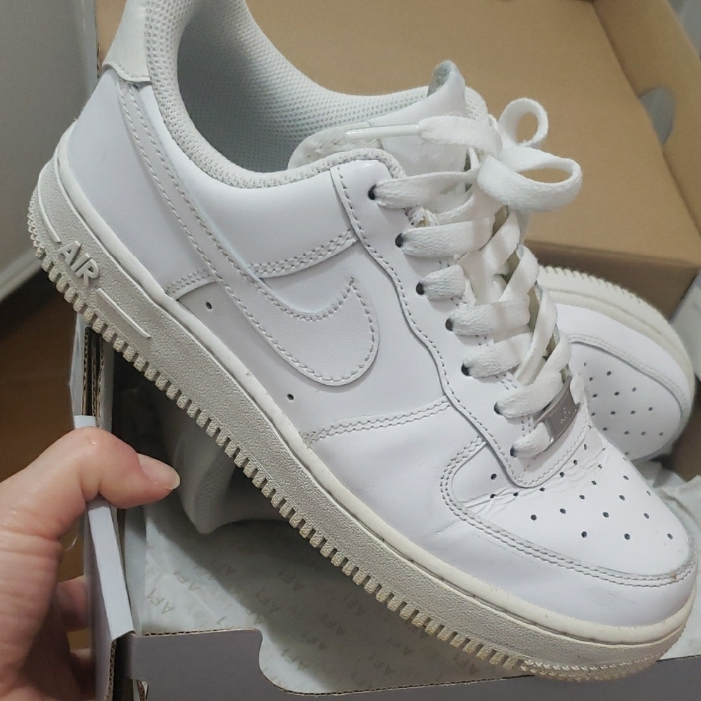 Nike Air Force 1 Sneakers - Picture 3 of 9